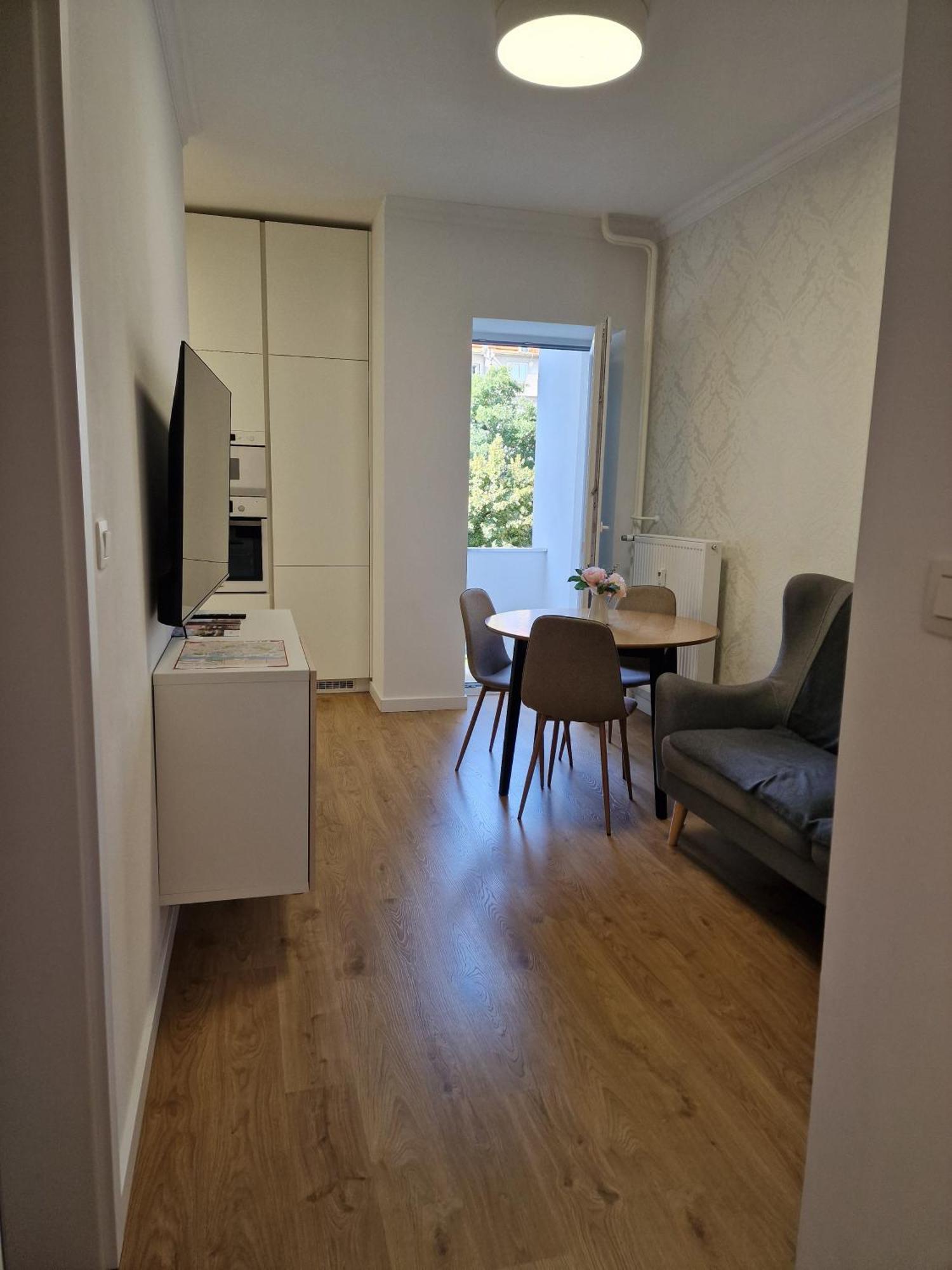 Old Town Apartment - 2 Bedrooms براتسيلافا المظهر الخارجي الصورة