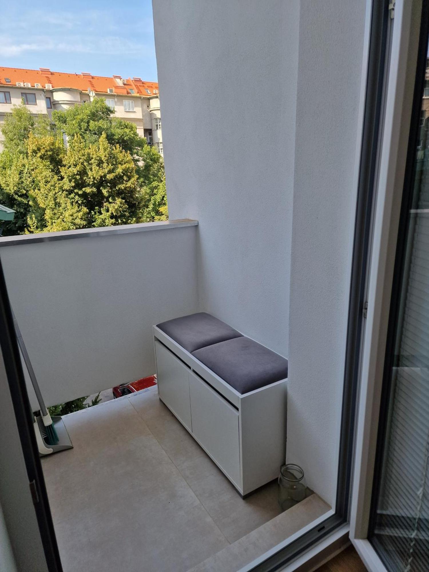 Old Town Apartment - 2 Bedrooms براتسيلافا المظهر الخارجي الصورة